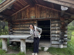 Yang Tongtong Portrait